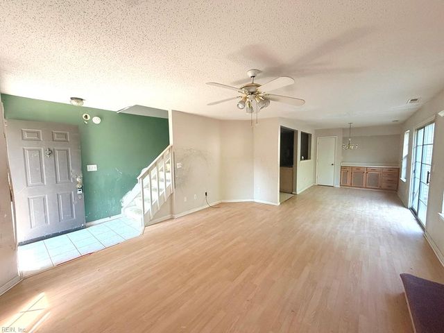 5297 Bardith CIR, Virginia Beach, VA 23455