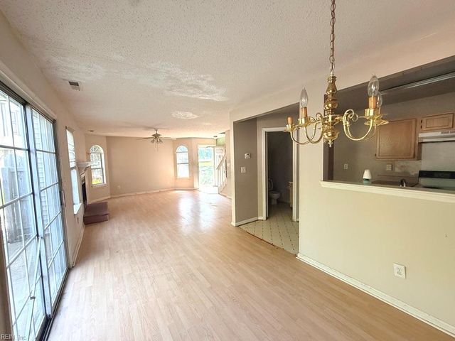 5297 Bardith CIR, Virginia Beach, VA 23455