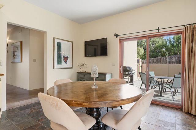 40 Paseo Del Antilope, Santa Fe, NM 87506