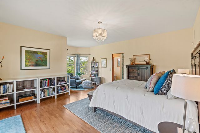 40 Paseo Del Antilope, Santa Fe, NM 87506