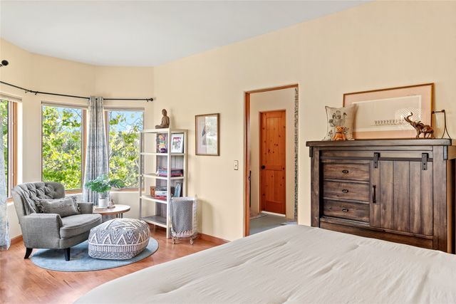 40 Paseo Del Antilope, Santa Fe, NM 87506