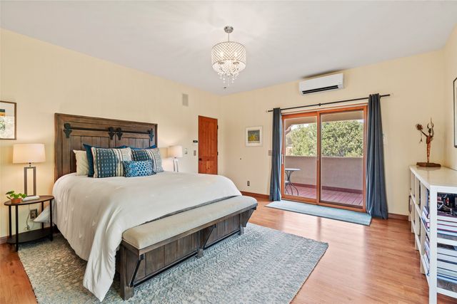 40 Paseo Del Antilope, Santa Fe, NM 87506