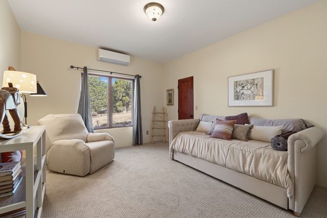 40 Paseo Del Antilope, Santa Fe, NM 87506