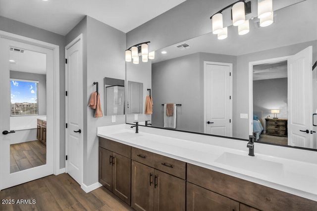 3960 E APPALOOSA Road, Gilbert, AZ 85296