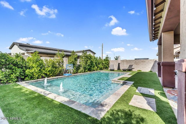 3960 E APPALOOSA Road, Gilbert, AZ 85296