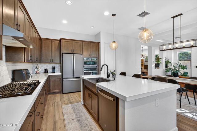 3960 E APPALOOSA Road, Gilbert, AZ 85296