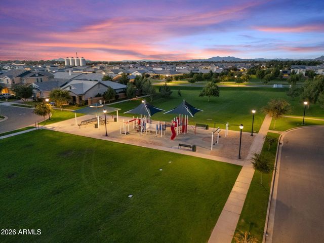 3960 E APPALOOSA Road, Gilbert, AZ 85296