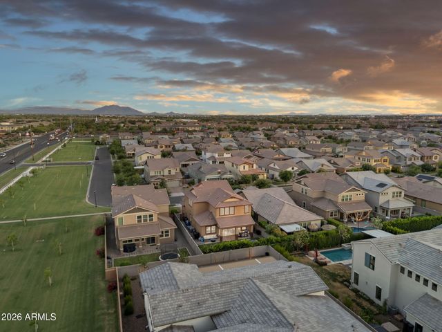 3960 E APPALOOSA Road, Gilbert, AZ 85296