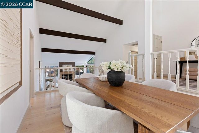 28 Tamarisk, Moraga, CA 94556