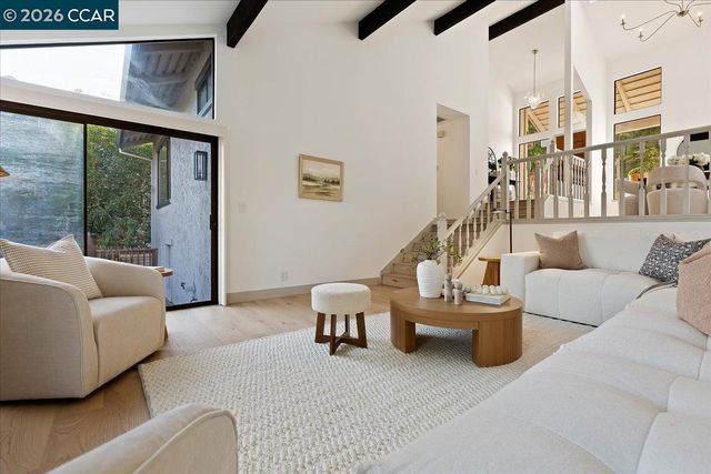 28 Tamarisk, Moraga, CA 94556