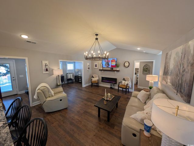 4201 Rockwood Dr., Conway, SC 29526