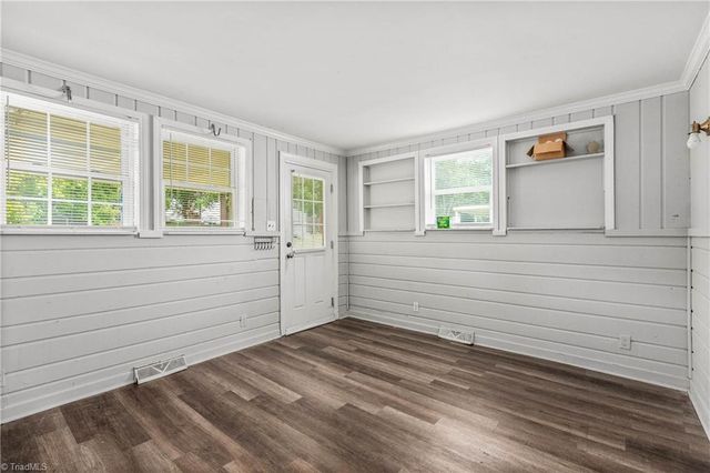 543 W Sprague Street, Winston-salem, NC 27127