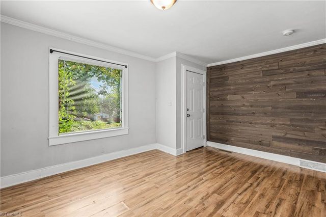 543 W Sprague Street, Winston-salem, NC 27127