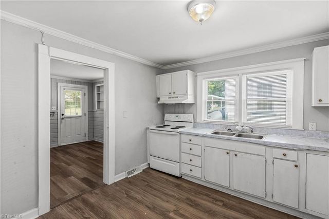 543 W Sprague Street, Winston-salem, NC 27127