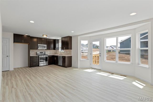 2 Arlington at Post Farms Meadows, O'fallon, MO 63385