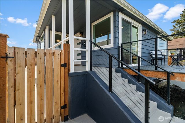 1811 S Stevens Street, Seattle, WA 98144