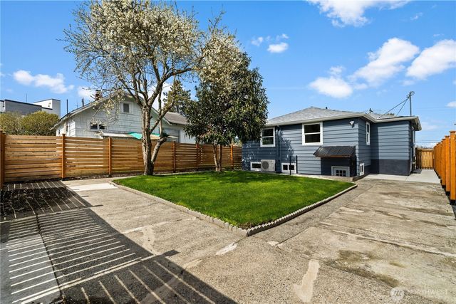 1811 S Stevens Street, Seattle, WA 98144