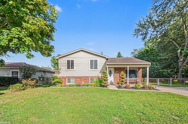 39436 Shoreline Drive, Harrison Twp, MI 48045