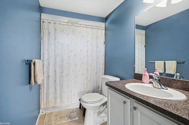 39436 Shoreline Drive, Harrison Twp, MI 48045