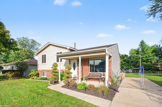 39436 Shoreline Drive, Harrison Twp, MI 48045
