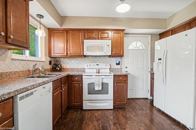 39436 Shoreline Drive, Harrison Twp, MI 48045