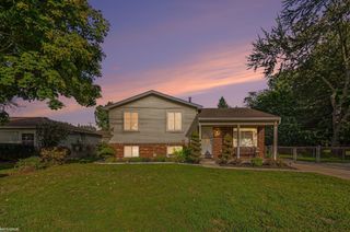 39436 Shoreline Drive, Harrison Twp, MI 48045