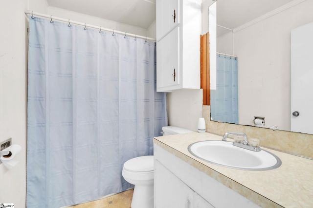 1409 Old Spartanburg Highway, Woodruff, SC 29388