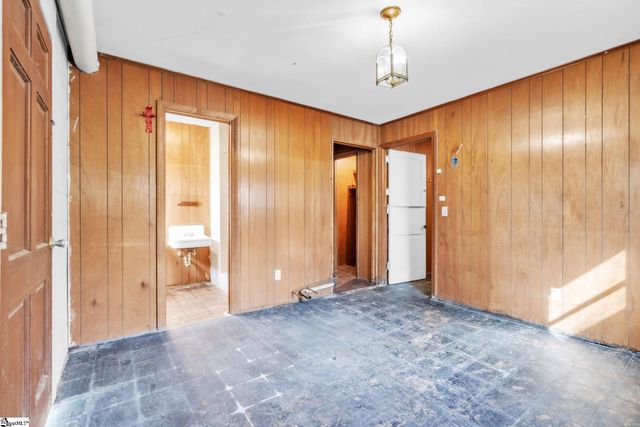 1409 Old Spartanburg Highway, Woodruff, SC 29388