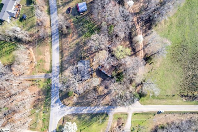 1409 Old Spartanburg Highway, Woodruff, SC 29388