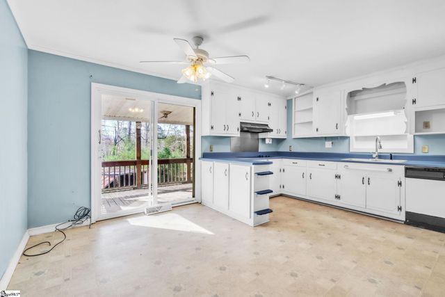 1409 Old Spartanburg Highway, Woodruff, SC 29388