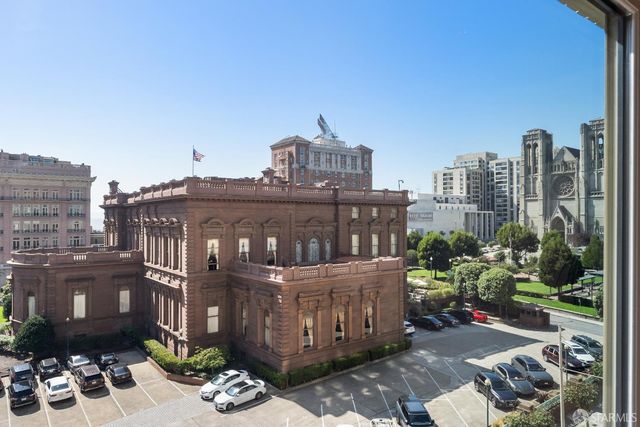 1100 Sacramento Street 504, San Francisco, CA 94108