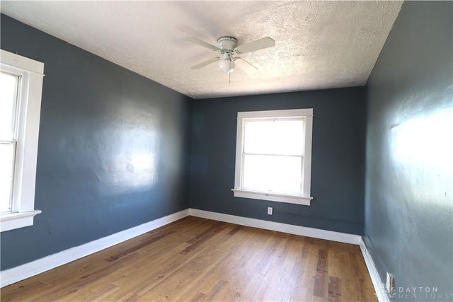 21 E Beechwood Avenue, Dayton, OH 45405