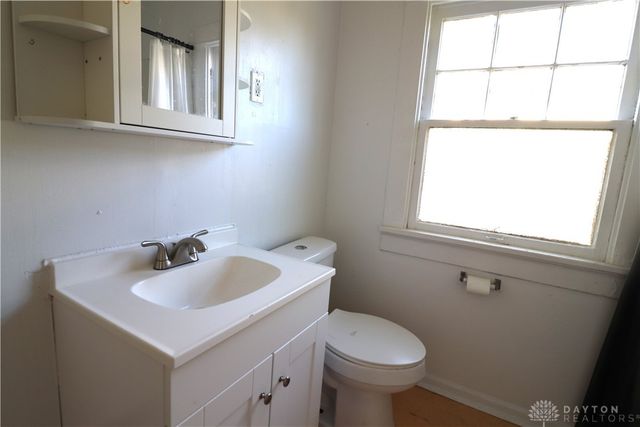 21 E Beechwood Avenue, Dayton, OH 45405