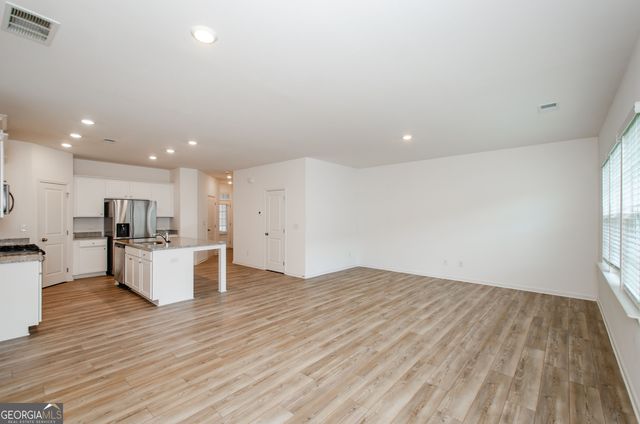 1946 Frisco Way, Suwanee, GA 30024