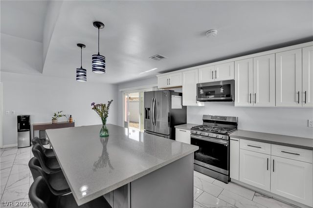 6636 Treadway Lane, Las Vegas, NV 89103