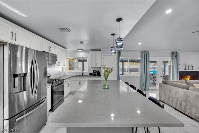 6636 Treadway Lane, Las Vegas, NV 89103