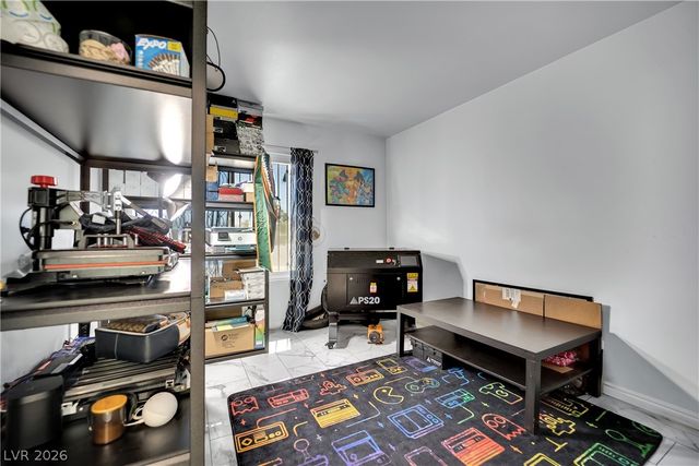 6636 Treadway Lane, Las Vegas, NV 89103