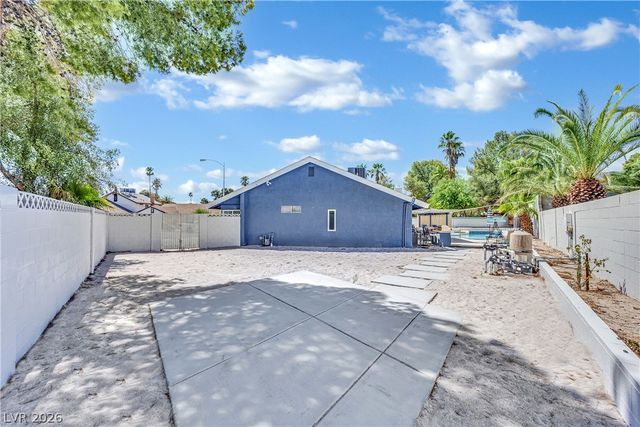 6636 Treadway Lane, Las Vegas, NV 89103