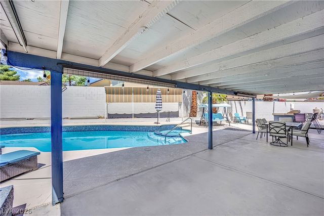 6636 Treadway Lane, Las Vegas, NV 89103