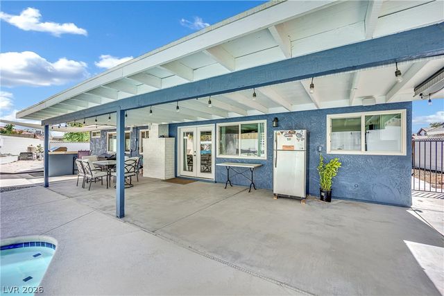 6636 Treadway Lane, Las Vegas, NV 89103