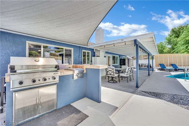 6636 Treadway Lane, Las Vegas, NV 89103
