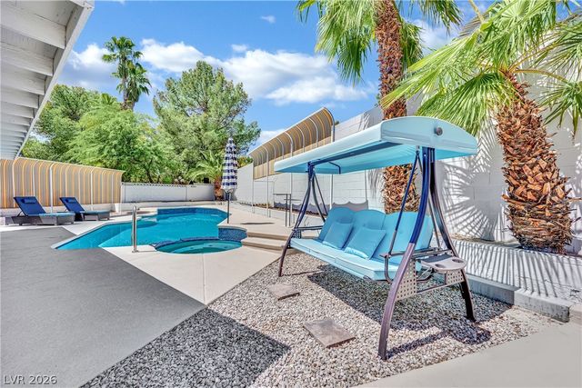6636 Treadway Lane, Las Vegas, NV 89103
