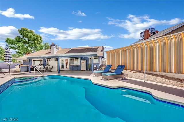 6636 Treadway Lane, Las Vegas, NV 89103