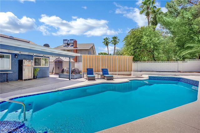 6636 Treadway Lane, Las Vegas, NV 89103