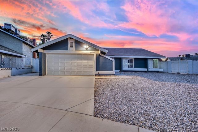 6636 Treadway Lane, Las Vegas, NV 89103