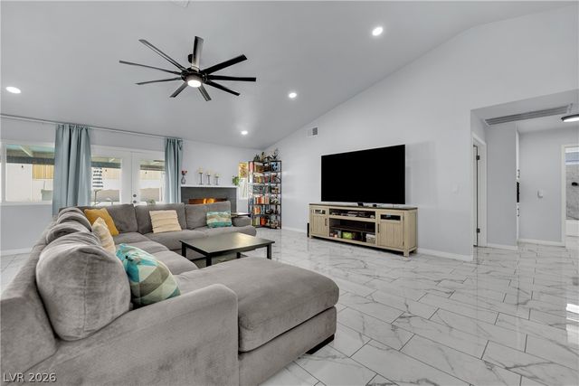 6636 Treadway Lane, Las Vegas, NV 89103