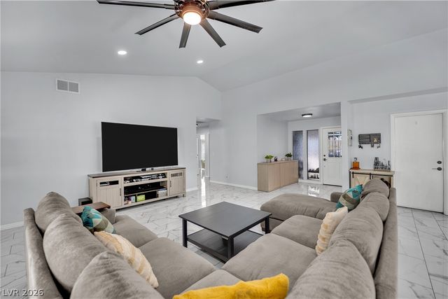 6636 Treadway Lane, Las Vegas, NV 89103