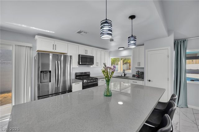 6636 Treadway Lane, Las Vegas, NV 89103