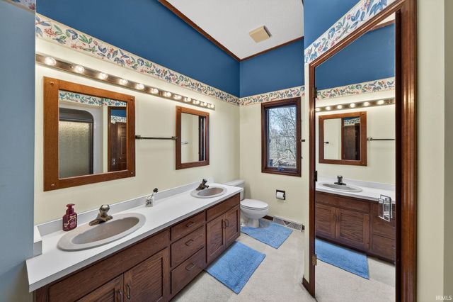 54459 Hunters Court, Elkhart, IN 46514