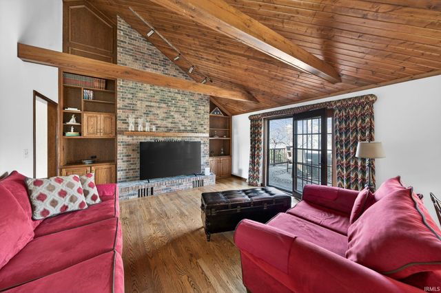 54459 Hunters Court, Elkhart, IN 46514